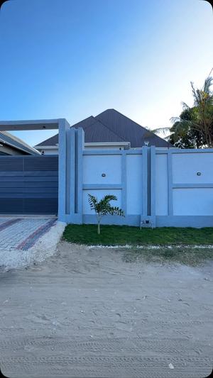 Nyumba ya vyumba vitatu inauzwa Tegeta Namanga, Dar Es Salaam (500 sqm)
