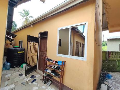 Apartment ya chumba kimoja inapangishwa Kimara Korogwe, Dar Es Salaam Apartment ya chumba kimoja inapangishwa Kimara Korogwe, Dar Es Salaam