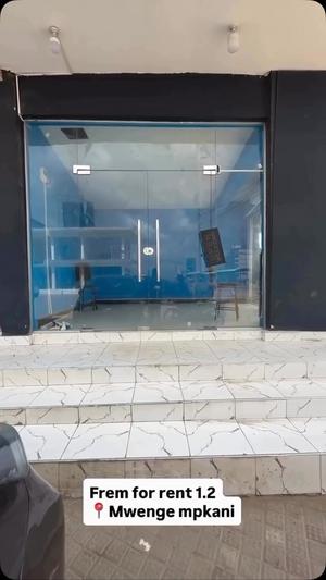 Frame ya Biashara inapangishwa Mwenge Mpakani, Dar Es Salaam Frame ya Biashara inapangishwa Mwenge Mpakani, Dar Es Salaam