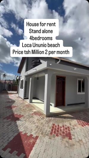 4 Bedrooms House for Rent in Ununio Beach, Dar Es Salaam