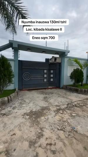 Nyumba ya vyumba vitatu inauzwa Kibada Kisalawe II, Dar Es Salaam (800 sqm)