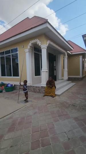 Nyumba ya vyumba vitatu inapangishwa Nkuhungu, Dodoma Nyumba ya vyumba vitatu inapangishwa Nkuhungu, Dodoma