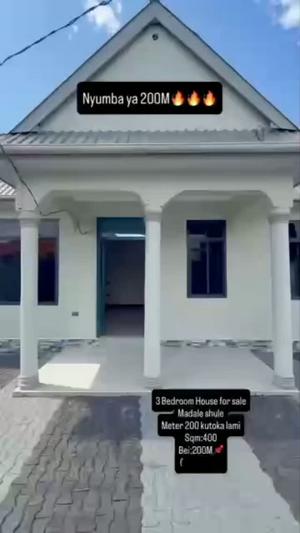 Nyumba ya vyumba vitatu inauzwa Madale, Dar Es Salaam (400 sqm) Nyumba ya vyumba vitatu inauzwa Madale, Dar Es Salaam (400 sqm)