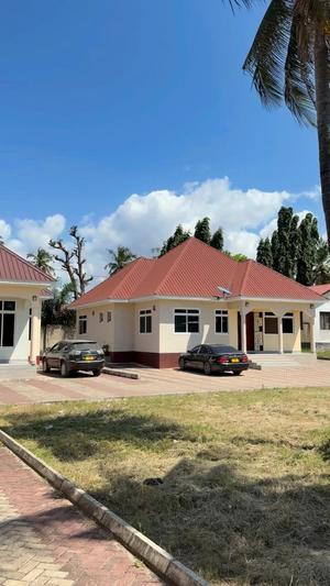 3 Bedrooms Apartment for Rent in Salasala Jambo, Dar Es Salaam 3 Bedrooms Apartment for Rent in Salasala Jambo, Dar Es Salaam
