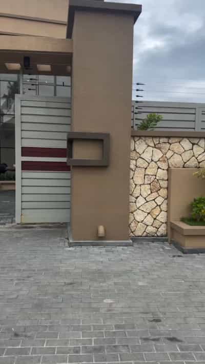4 Bedrooms House for Sale in Mbezi Beach, Dar Es Salaam (600 sqm) 4 Bedrooms House for Sale in Mbezi Beach, Dar Es Salaam (600 sqm)