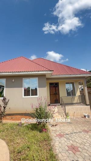 3 Bedrooms House for Sale in Kinyerezi Kifuru Kingβazi, Dar Es Salaam (400 sqm) 3 Bedrooms House for Sale in Kinyerezi Kifuru Kingβazi, Dar Es Salaam (400 sqm)