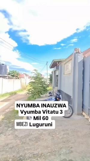 Nyumba ya vyumba vitatu inauzwa Mbezi Luguruni, Dar Es Salaam (500 sqm)