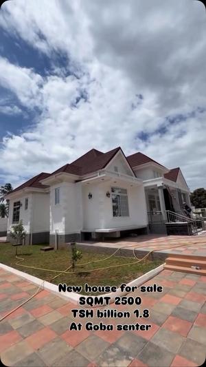 Nyumba ya vyumba 7 inauzwa Goba Center, Dar Es Salaam (2500 sqm)