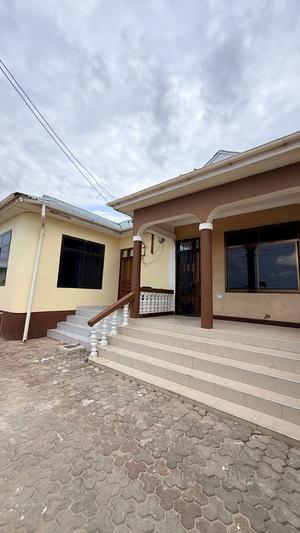 Nyumba inapangishwa Kigamboni-Chekechea, Dar Es Salaam Nyumba inapangishwa Kigamboni-Chekechea, Dar Es Salaam