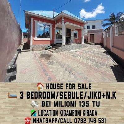 Nyumba ya vyumba vitatu inauzwa Kibada, Dar Es Salaam (400 sqm) Nyumba ya vyumba vitatu inauzwa Kibada, Dar Es Salaam (400 sqm)