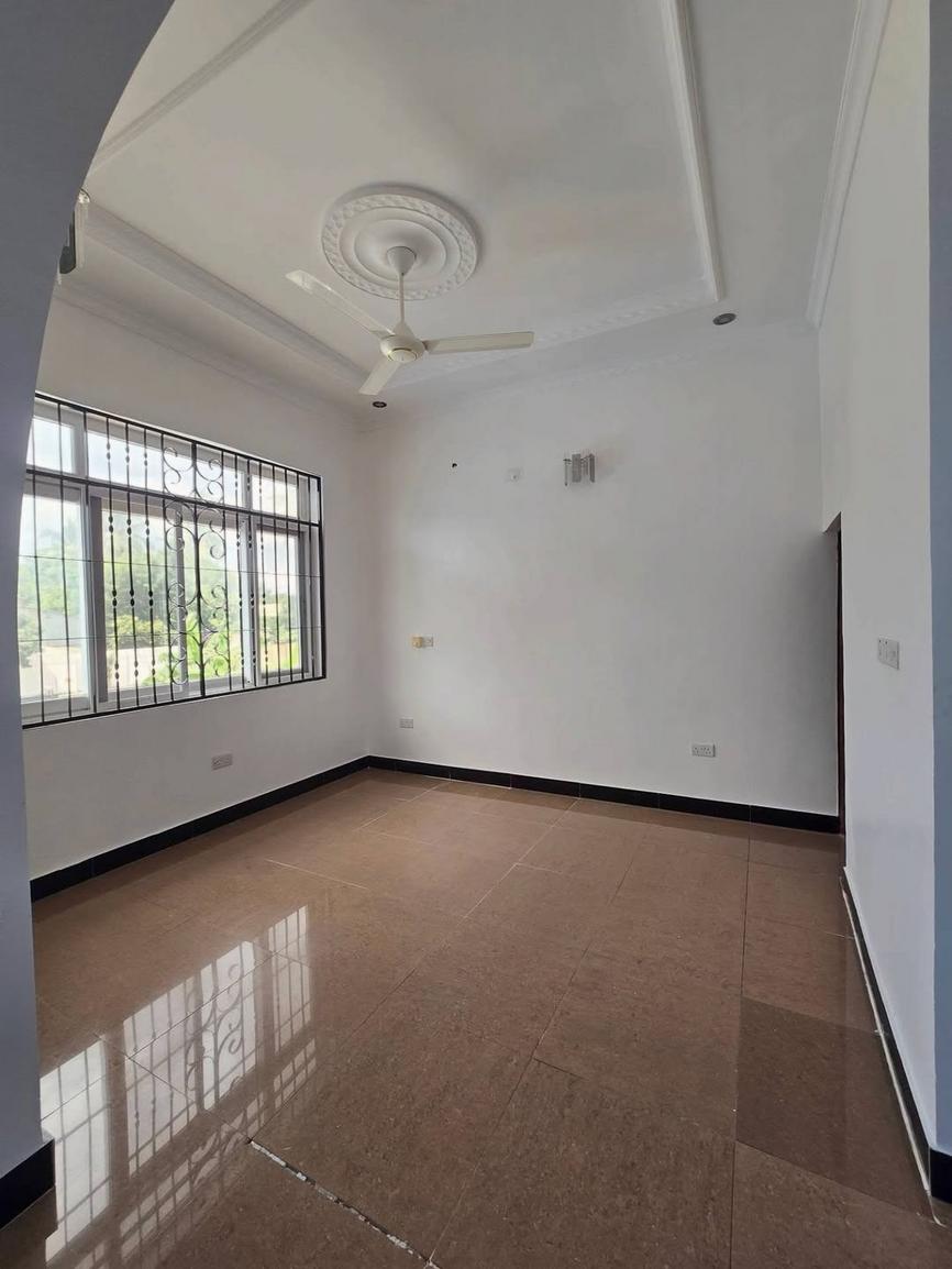 media -6 media -6