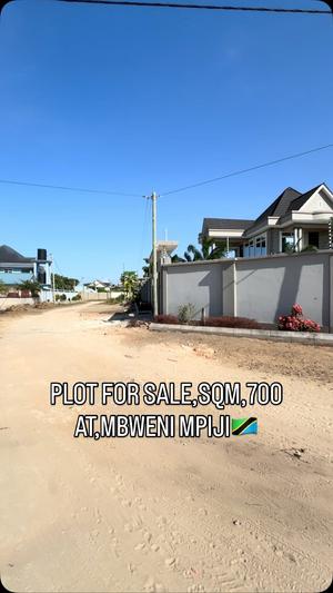 Kiwanja kinauzwa Bweni Mpiji, Tanga (700 sqm) Kiwanja kinauzwa Bweni Mpiji, Tanga (700 sqm)