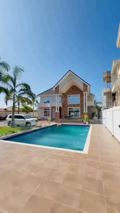 Nyumba ya vyumba vitano inauzwa Mbweni, Dar Es Salaam