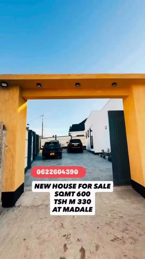 Nyumba ya vyumba vitatu inauzwa Madale, Dar Es Salaam (600 sqm) Nyumba ya vyumba vitatu inauzwa Madale, Dar Es Salaam (600 sqm)