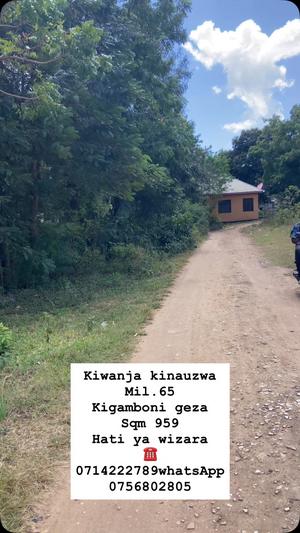 Plot for sale in Kigamboni Geza, Dar Es Salaam sqm 959