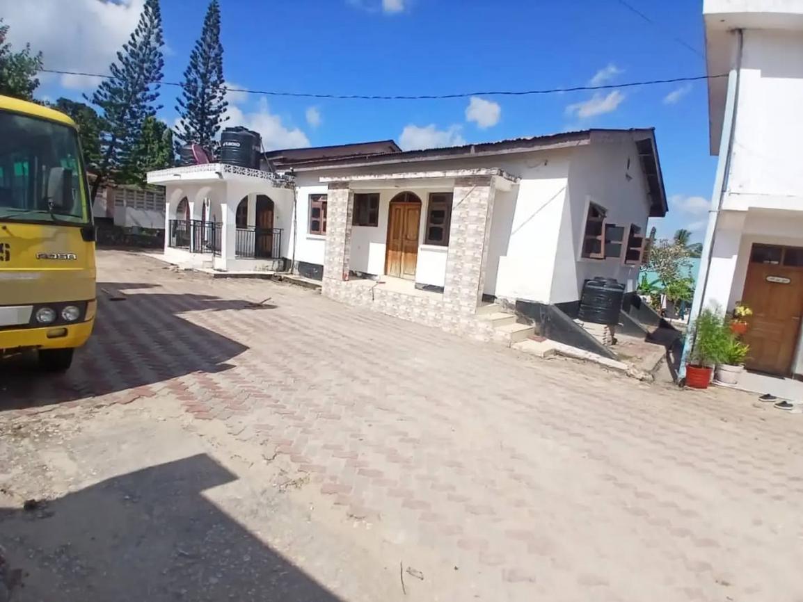 media -2