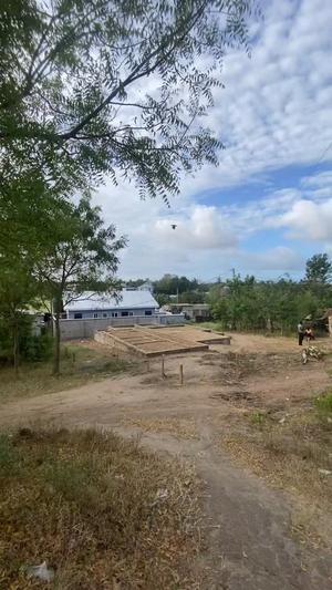 Nyumba ya vyumba vitatu inauzwa Salasala Mwisho Walami, Dar Es Salaam (700 sqm) Nyumba ya vyumba vitatu inauzwa Salasala Mwisho Walami, Dar Es Salaam (700 sqm)