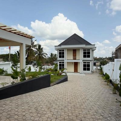 Nyumba ya vyumba vitano inauzwa Goba Centre, Dar Es Salaam (1200 sqm) Nyumba ya vyumba vitano inauzwa Goba Centre, Dar Es Salaam (1200 sqm)