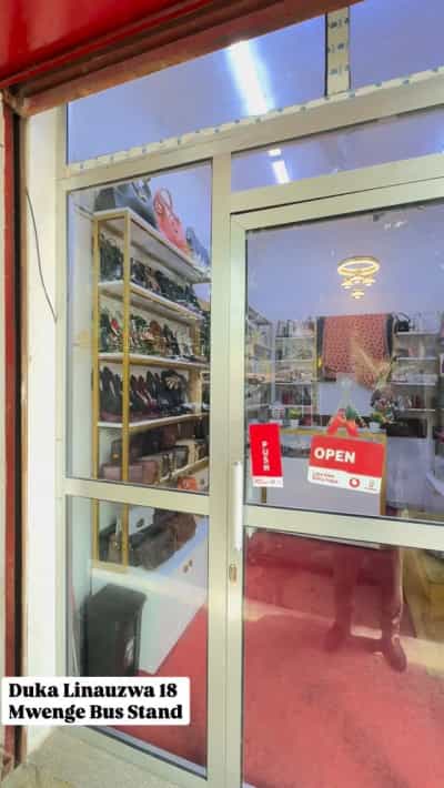 Duka linauzwa Mwenge Stendi Mpya, Dar Es Salaam