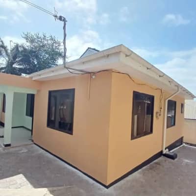 Nyumba ya vyumba vitatu inapangishwa Mbezi, Dar Es Salaam