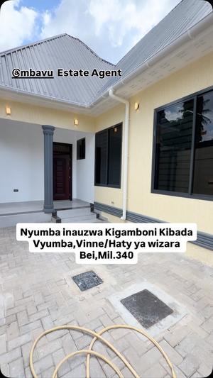 Nyumba ya vyumba vinne inauzwa Kigamboni Kibada, Dar Es Salaam (520 sqm) Nyumba ya vyumba vinne inauzwa Kigamboni Kibada, Dar Es Salaam (520 sqm)