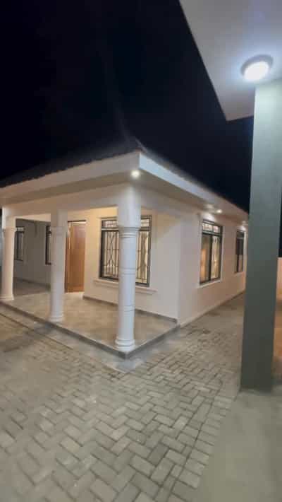 Nyumba ya vyumba vitatu inapangishwa Mbezi Beach Africana, Dar Es Salaam