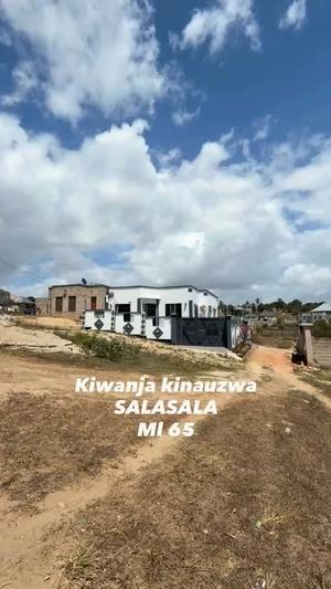 Kiwanja kinauzwa Salasala, Dar Es Salaam (728 sqm)