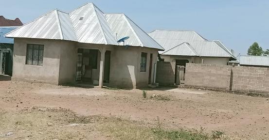 Nyumba ya vyumba viwili inauzwa Usagara, Mwanza Nyumba ya vyumba viwili inauzwa Usagara, Mwanza