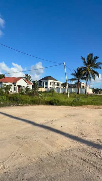 Kiwanja kinauzwa Kigamboni Geza, Dar Es Salaam (1000 sqm)