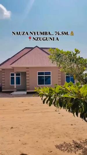 Nyumba ya vyumba vitatu inauzwa Nzuguni, Dodoma (648 sqm) Nyumba ya vyumba vitatu inauzwa Nzuguni, Dodoma (648 sqm)