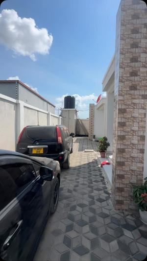 Nyumba ya chumba kimoja inapangishwa Kisiwani, Dar Es Salaam Nyumba ya chumba kimoja inapangishwa Kisiwani, Dar Es Salaam