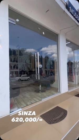 Frame ya Biashara inapangishwa Sinza, Dar Es Salaam Frame ya Biashara inapangishwa Sinza, Dar Es Salaam