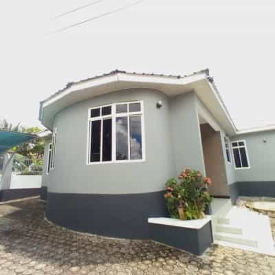 Apartment ya vyumba vitatu inapangishwa Kimara Kona, Dar Es Salaam Apartment ya vyumba vitatu inapangishwa Kimara Kona, Dar Es Salaam