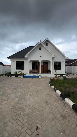 Nyumba ya vyumba vitatu inapangishwa Tegeta Namanga, Dar Es Salaam