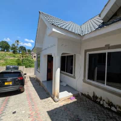 3 Bedrooms House for Rent in Kimara, Dar Es Salaam