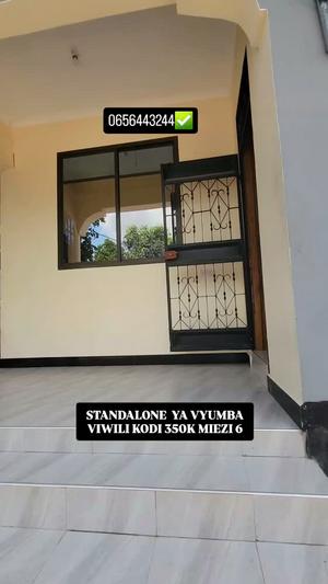 Nyumba ya vyumba viwili inapangishwa Goba Kwa Robati, Dar Es Salaam Nyumba ya vyumba viwili inapangishwa Goba Kwa Robati, Dar Es Salaam