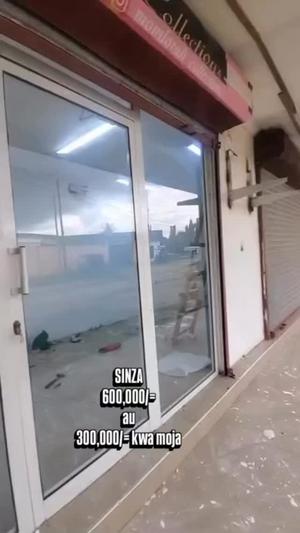 Duka linapangishwa Sinza, Dar Es Salaam