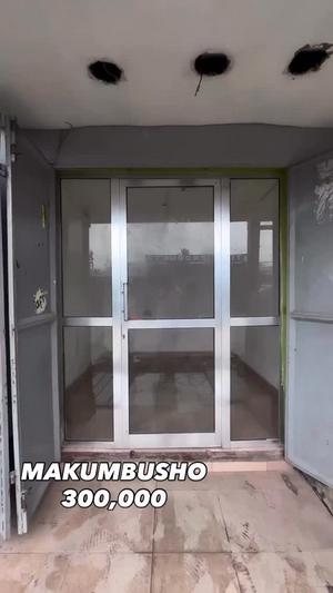 Duka linapangishwa Makumbusho, Dar Es Salaam