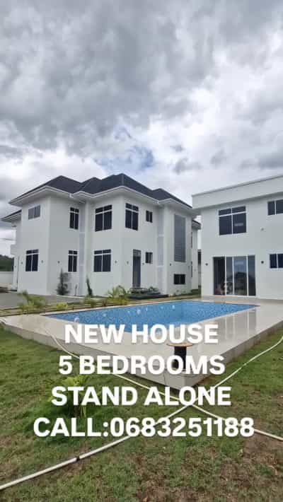 5 Bedrooms House for Rent in Mbezi Beach, Dar Es Salaam