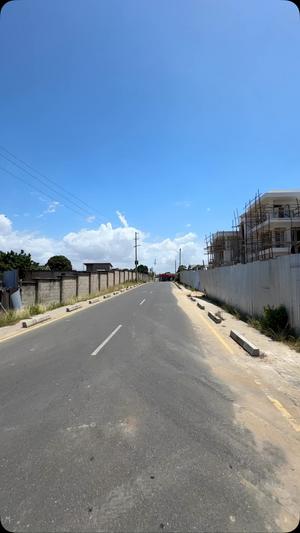 Kiwanja kinauzwa Mbweni Jkt Block 6, Dar Es Salaam (1300 sqm) Kiwanja kinauzwa Mbweni Jkt Block 6, Dar Es Salaam (1300 sqm)