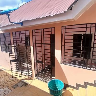 Nyumba ya chumba kimoja inapangishwa Kimara Tembn, Dar Es Salaam Nyumba ya chumba kimoja inapangishwa Kimara Tembn, Dar Es Salaam