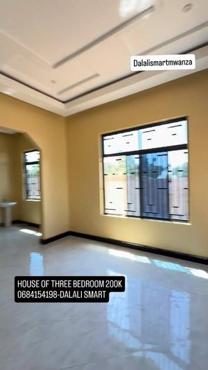 Nyumba ya vyumba vitatu inapangishwa Mwanza