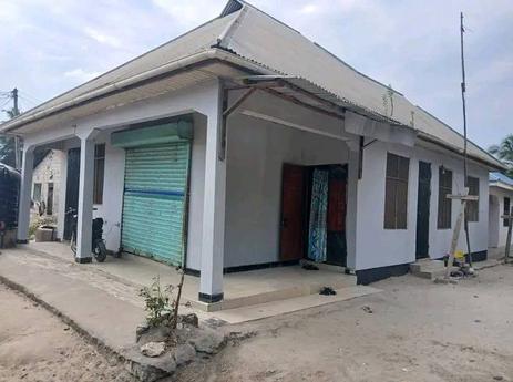 Nyumba ya vyumba vitatu inauzwa Chanika Masantura, Dar Es Salaam Nyumba ya vyumba vitatu inauzwa Chanika Masantura, Dar Es Salaam