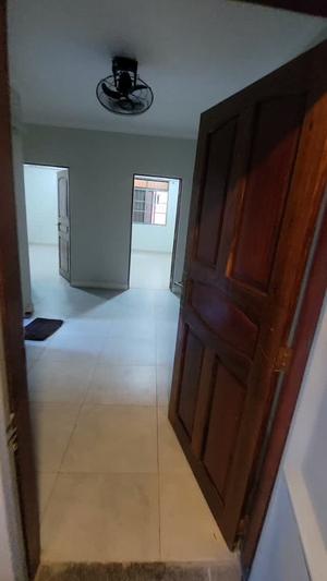 Apartment ya vyumba vitatu inapangishwa Kariakoo Livingstone, Dar Es Salaam Apartment ya vyumba vitatu inapangishwa Kariakoo Livingstone, Dar Es Salaam