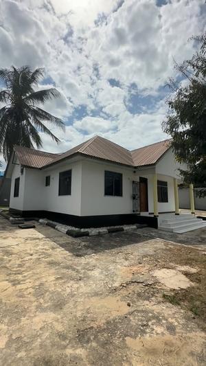 3 Bedrooms House for Rent in Mbezi Beach, Dar Es Salaam
