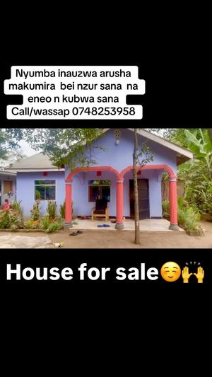 Nyumba ya vyumba vinne inauzwa Mita 500 kutoka Barabara kuu ya Arusha-Moshi Nyumba ya vyumba vinne inauzwa Mita 500 kutoka Barabara kuu ya Arusha-Moshi