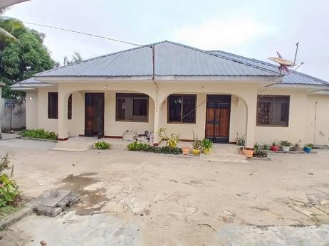 Apartment ya vyumba vitatu inapangishwa Tabata Kinyerezi, Dar Es Salaam