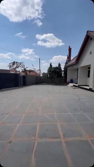 Apartment ya vyumba vitatu inapangishwa Makulu Oysterbay, Dodoma Apartment ya vyumba vitatu inapangishwa Makulu Oysterbay, Dodoma