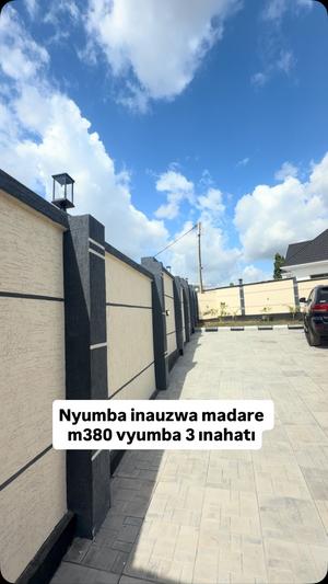 Nyumba ya vyumba vitatu inauzwa Madale, Dar Es Salaam Nyumba ya vyumba vitatu inauzwa Madale, Dar Es Salaam