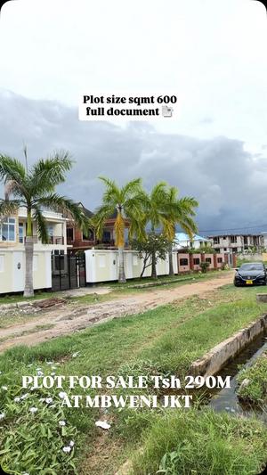 Kiwanja kinauzwa Mbweni Jkt, Dar Es Salaam sqm 600 Kiwanja kinauzwa Mbweni Jkt, Dar Es Salaam sqm 600